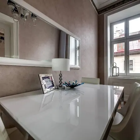 Appartement Lviv Apartments *