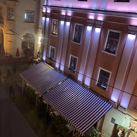 Lviv Apartments شقة *